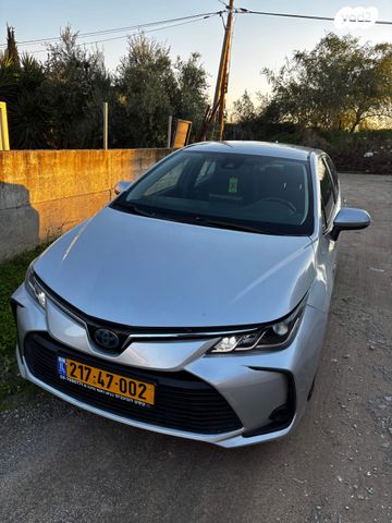 מודעת רכב טויוטה קורולה