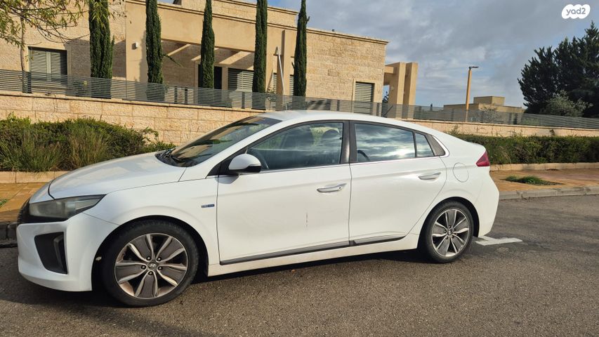 מודעת רכב יונדאי איוניק