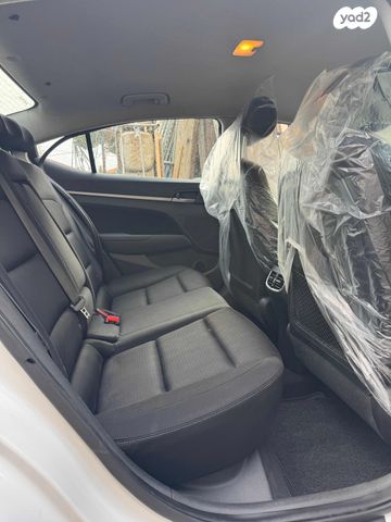 יונדאי אלנטרה