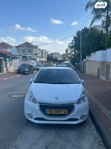 מודעת רכב פיג'ו 208