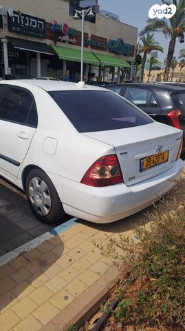 טויוטה קורולה