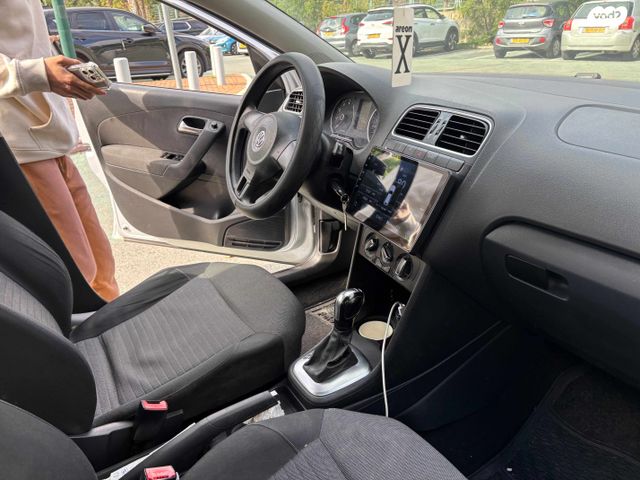 פולקסווגן פולו 