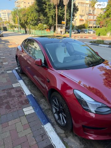 טסלה מודל 3