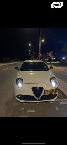 מודעת רכב אלפא רומיאו מיטו