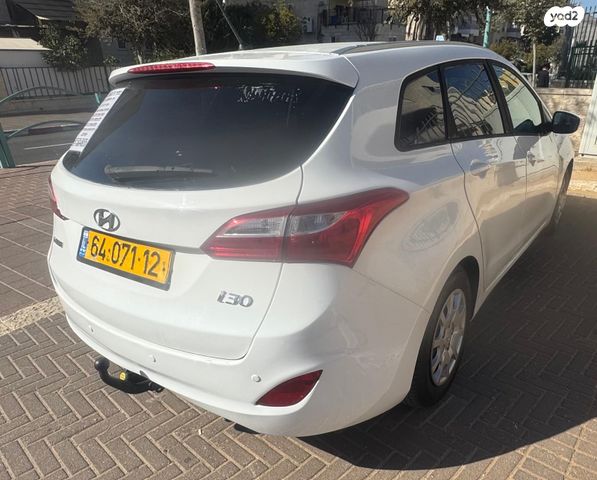 יונדאי i30