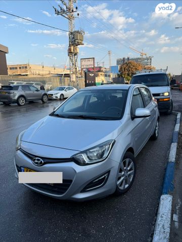 מודעת רכב יונדאי i20