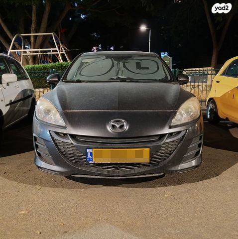 מודעת רכב מאזדה 3