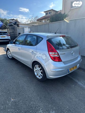 יונדאי i30
