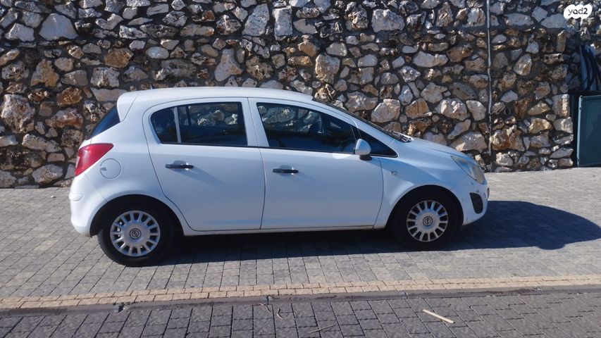 מודעת רכב אופל קורסה