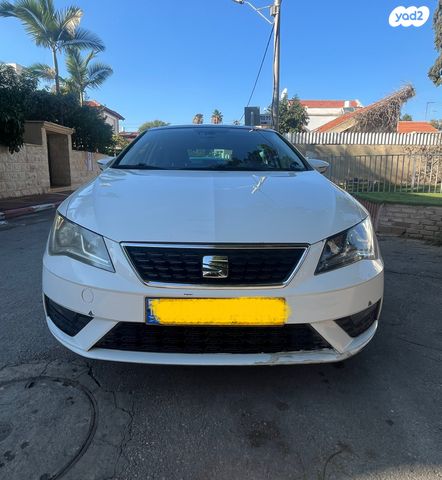 מודעת רכב סיאט לאון