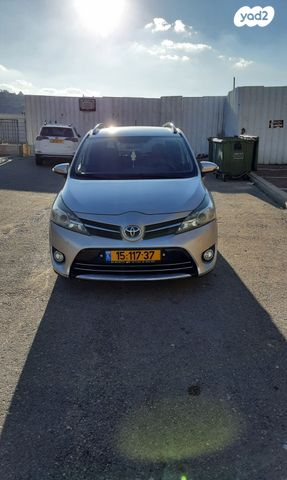 מודעת רכב טויוטה ורסו