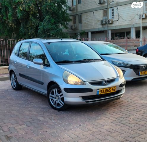 מודעת רכב הונדה ג'אז