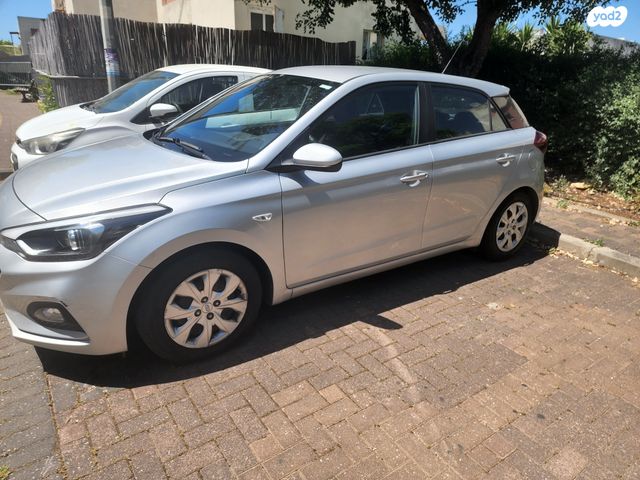 מודעת רכב יונדאי i20