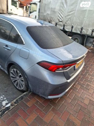 מודעת רכב טויוטה קורולה