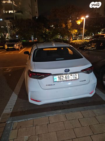 טויוטה קורולה
