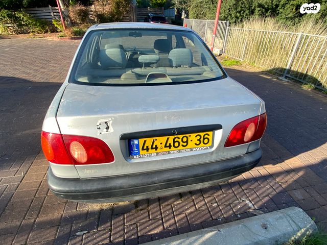 טויוטה קורולה