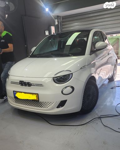 מודעת רכב פיאט 500E