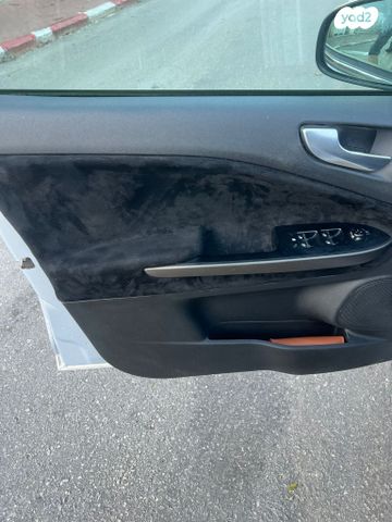 אלפא רומיאו ג'ולייטה