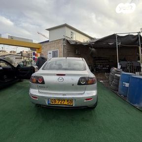 מודעת רכב מאזדה 3