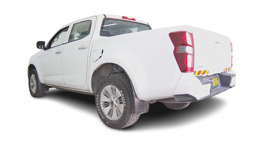 איסוזו די-מקס