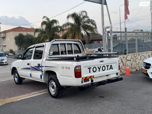 טויוטה היילקס