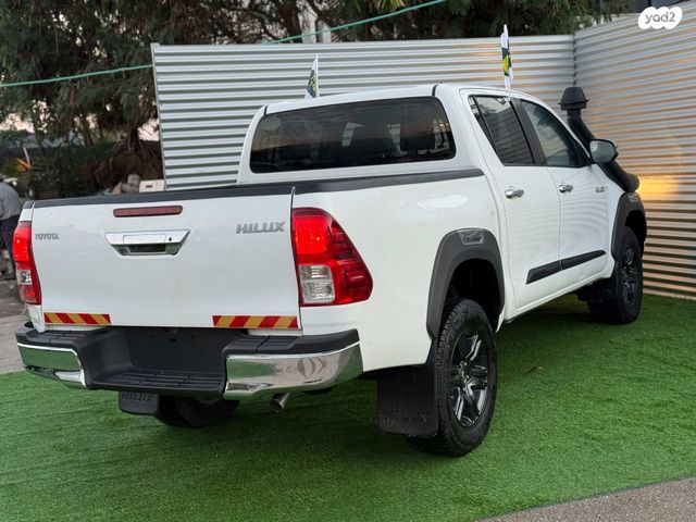 טויוטה היילקס