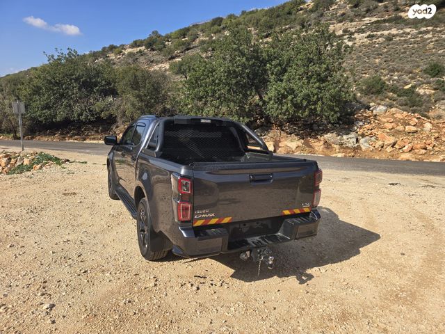 איסוזו די-מקס