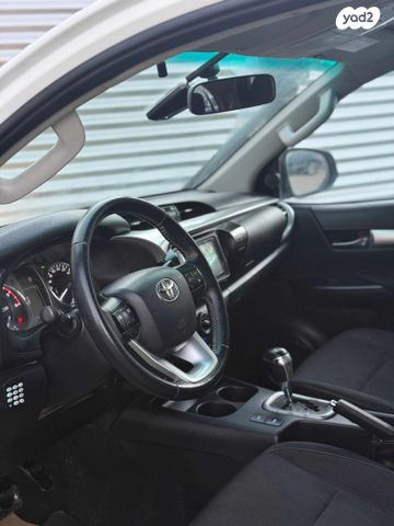 טויוטה היילקס