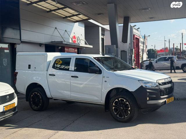 איסוזו די-מקס