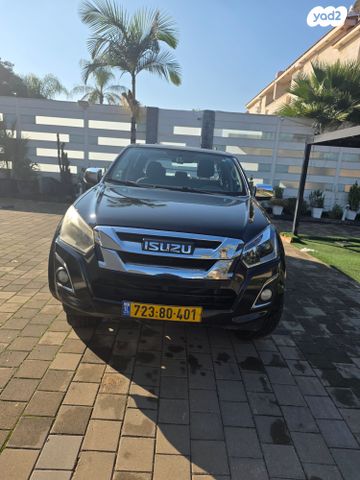 איסוזו די-מקס