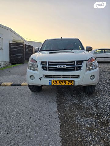 איסוזו די-מקס