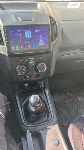 איסוזו די-מקס