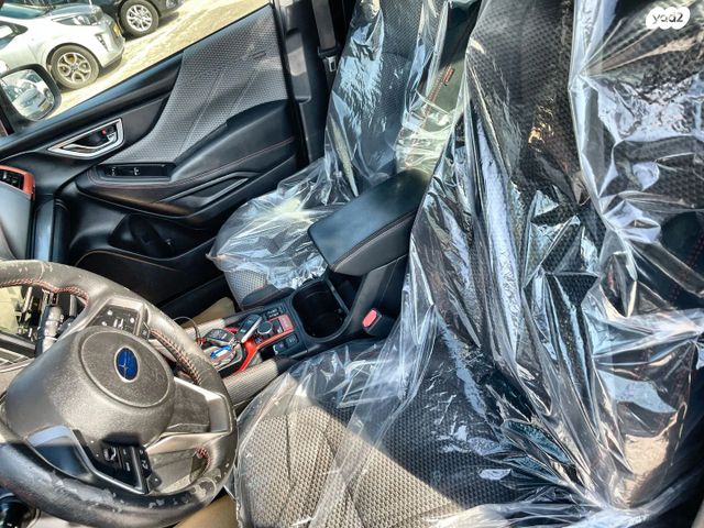 סובארו פורסטר