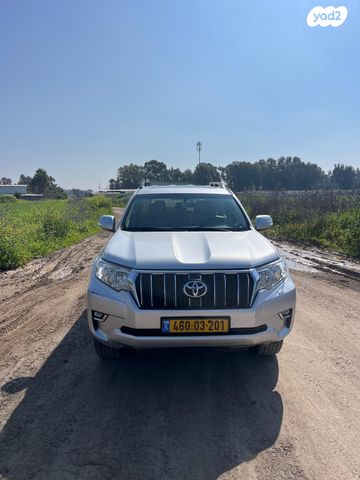 מודעת רכב טויוטה לנד קרוזר