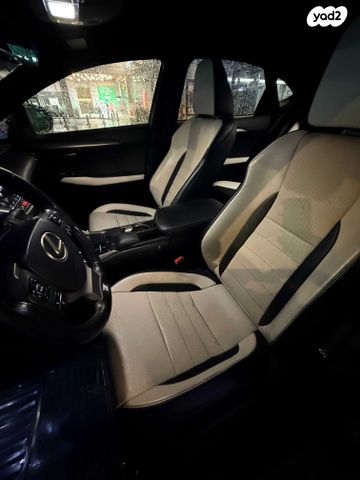 מודעת רכב לקסוס NX