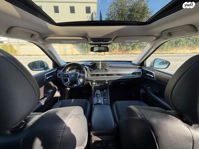 מיצובישי אאוטלנדר