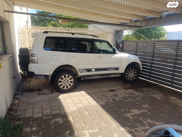 מודעת רכב מיצובישי פג'רו