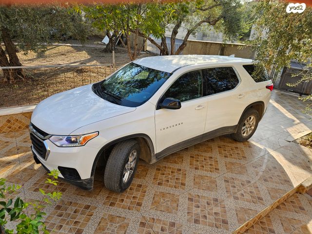 שברולט טראוורס