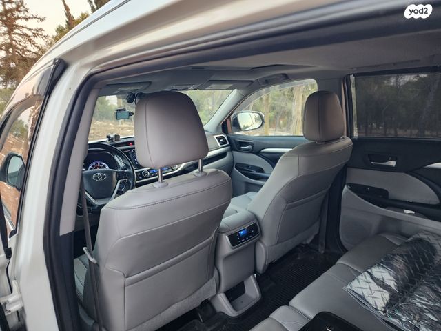 טויוטה היילנדר