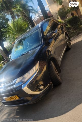 מיצובישי אאוטלנדר