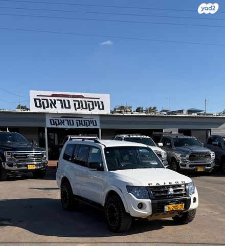 מיצובישי פג'רו