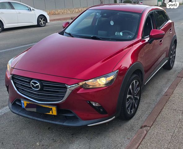 מודעת רכב מאזדה CX-3