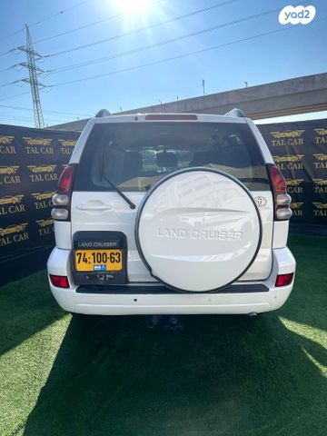 טויוטה לנד קרוזר