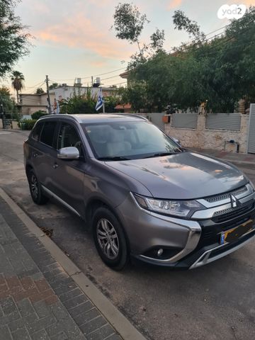 מיצובישי אאוטלנדר