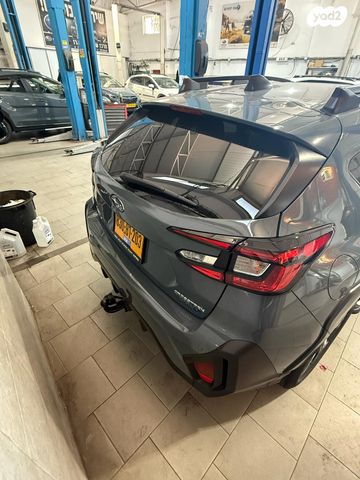 סובארו קרוסטרק