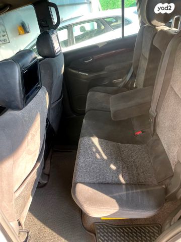 טויוטה לנד קרוזר