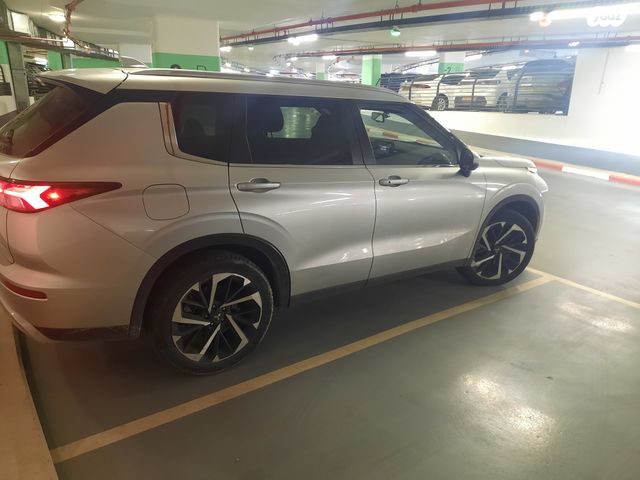 מודעת רכב מיצובישי אאוטלנדר