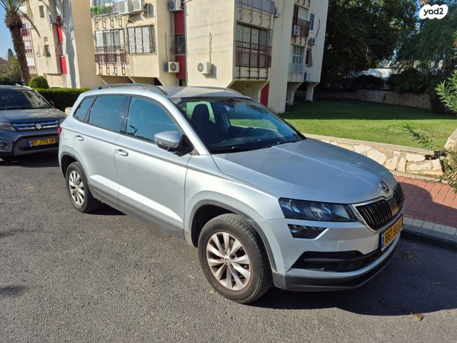 מודעת רכב סקודה קארוק