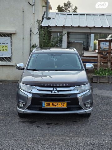 מיצובישי אאוטלנדר