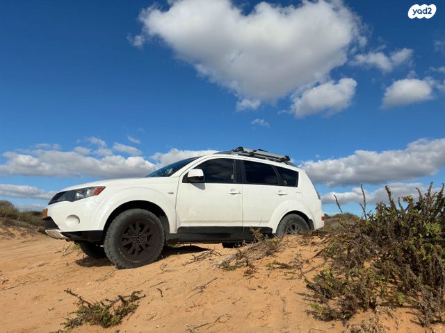 מיצובישי אאוטלנדר